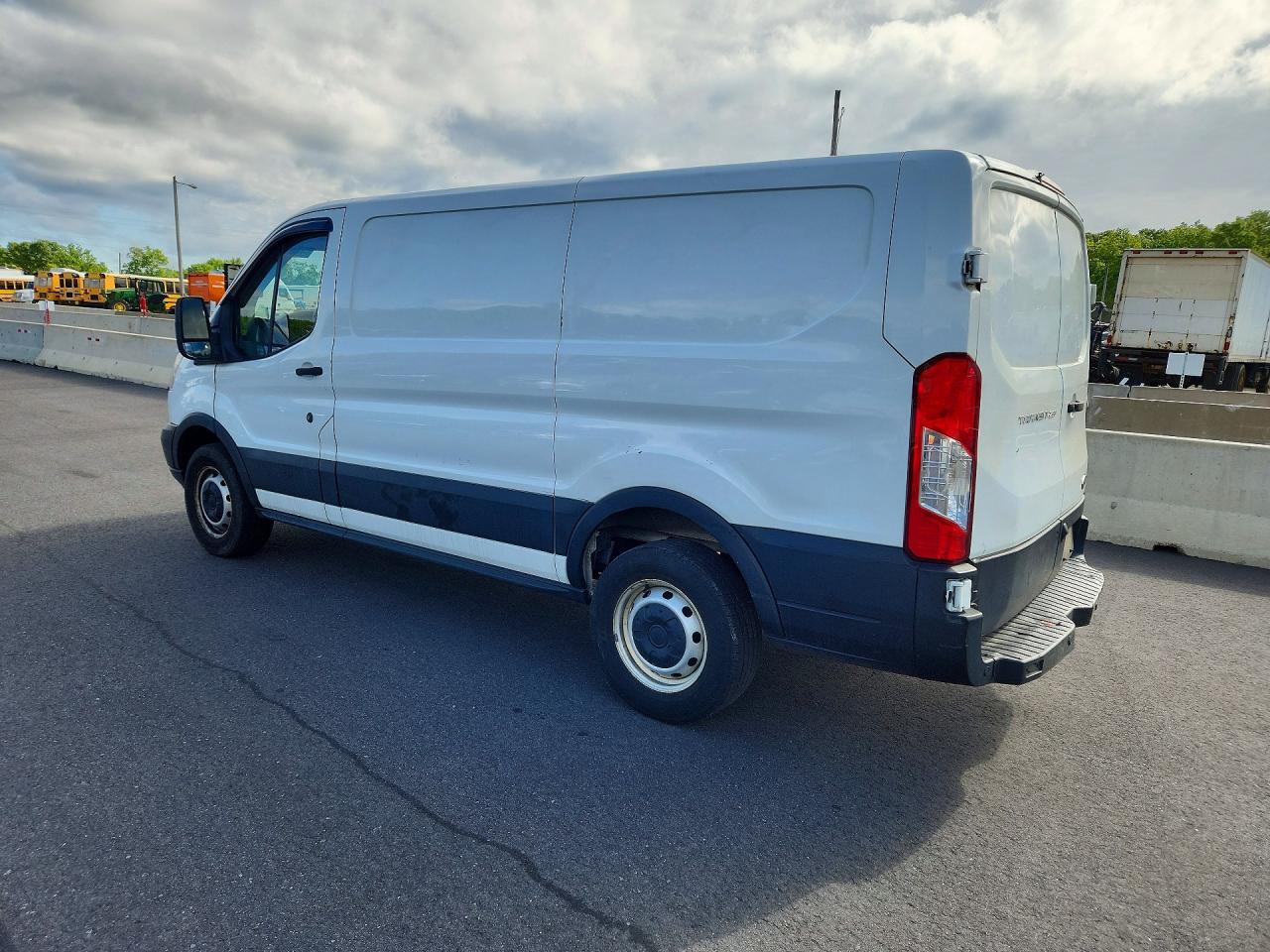 Ford Transit T-250