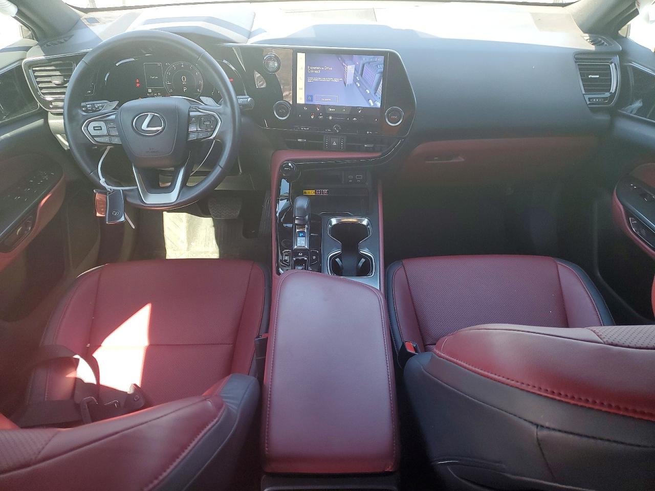 Lexus NX Base