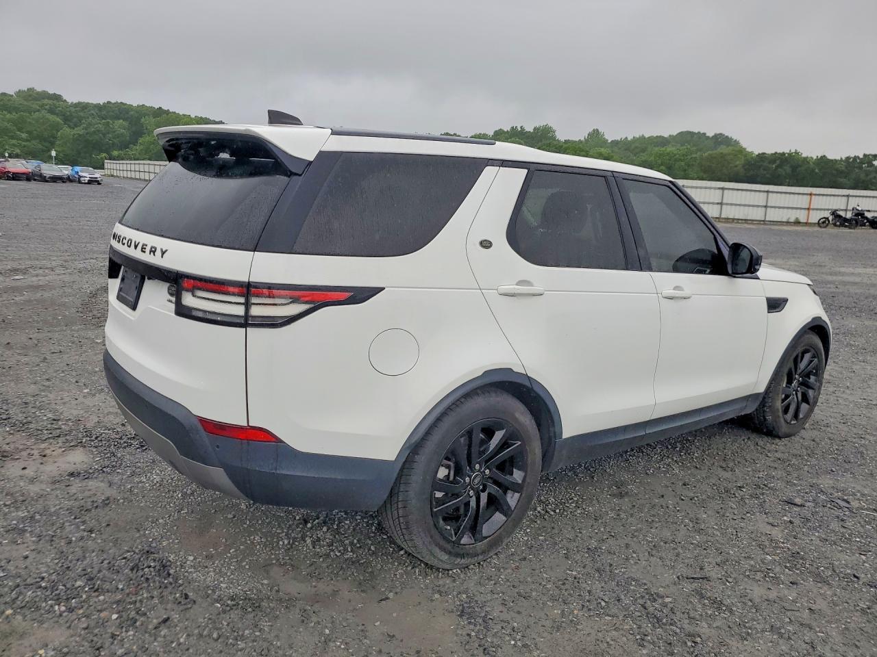 Land Rover Discovery Se