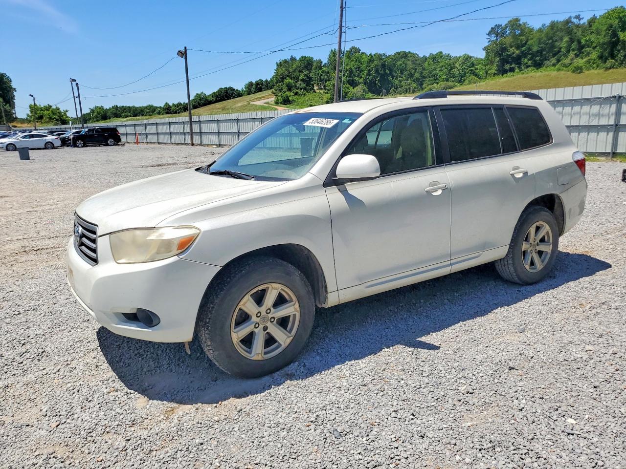Salvage Toyota Highlander Image