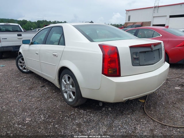 Cadillac CTS Standard