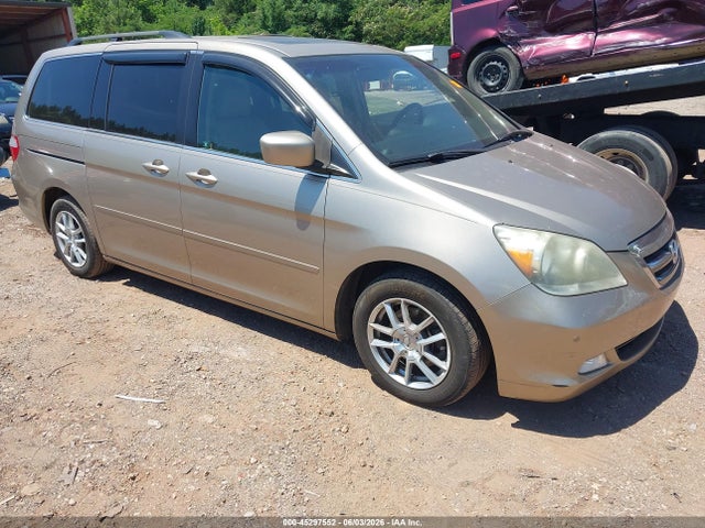 Salvage Honda Odyssey Image
