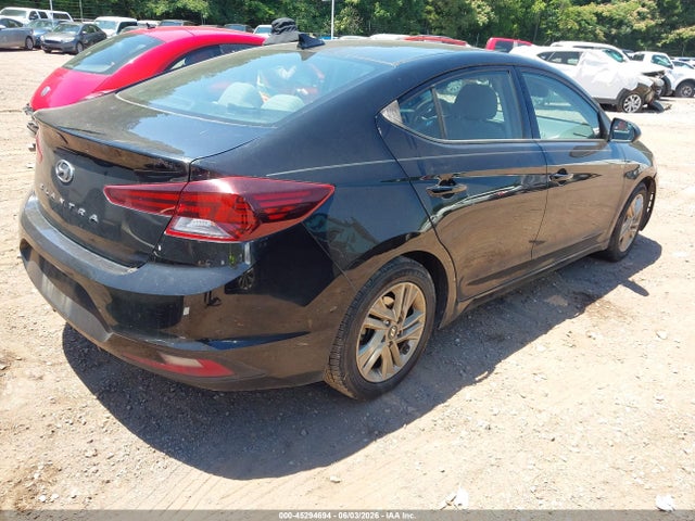 Hyundai ELANTRA Sel