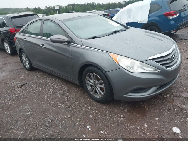 Salvage Hyundai SONATA Image