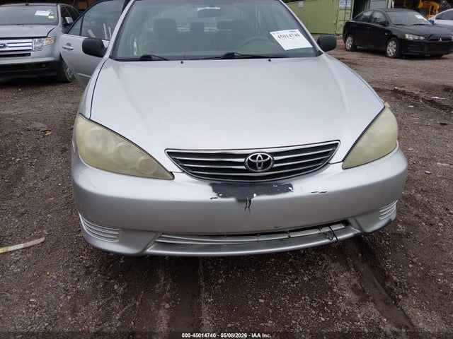 Toyota Camry Std