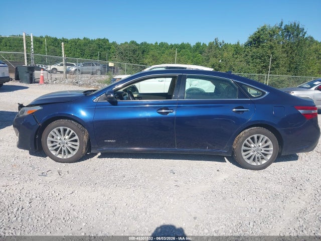 Toyota Avalon Hybrid Limited