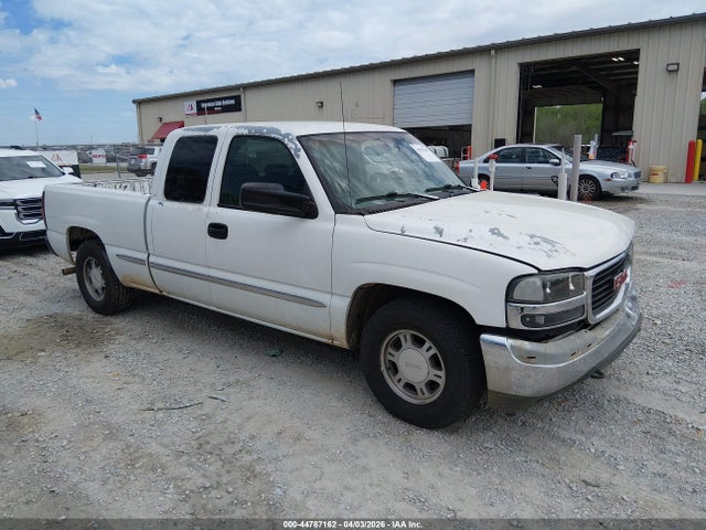 Salvage GMC Sierra 1500 Image
