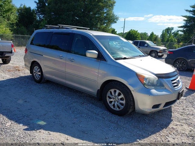 Salvage Honda Odyssey Image