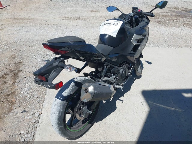 Kawasaki Ex400