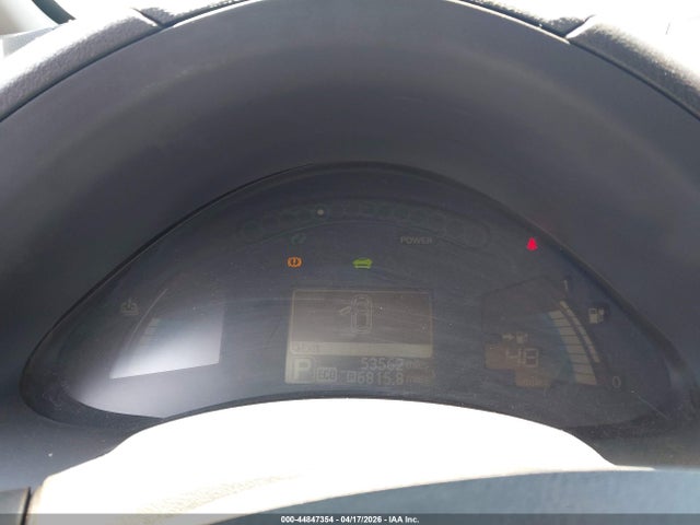 Nissan LEAF S