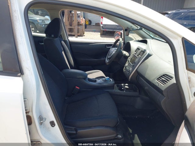 Nissan LEAF S