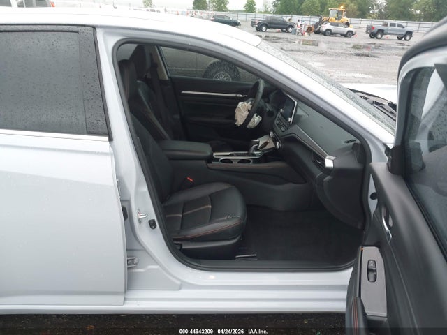 Nissan Altima Sr Fwd