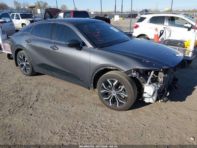 Salvage Toyota Crown Image
