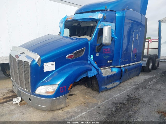 Peterbilt 579