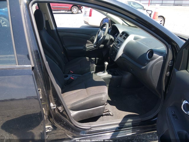 Nissan Versa 1.6 Sv