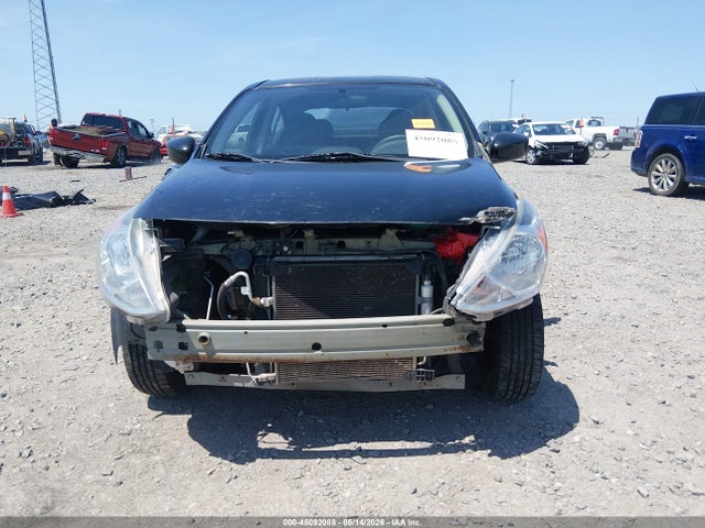 Nissan Versa 1.6 Sv