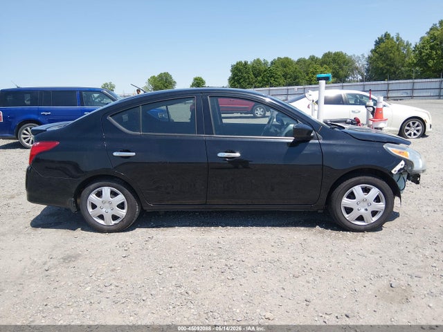 Nissan Versa 1.6 Sv