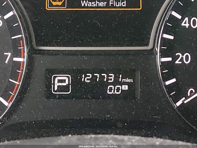 Nissan Pathfinder Sv