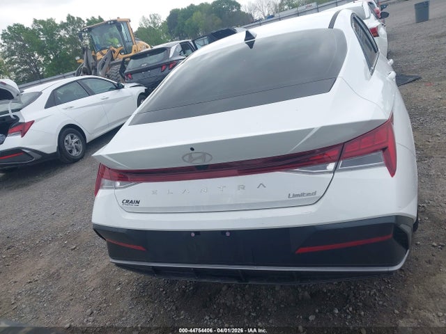 Hyundai ELANTRA Limited