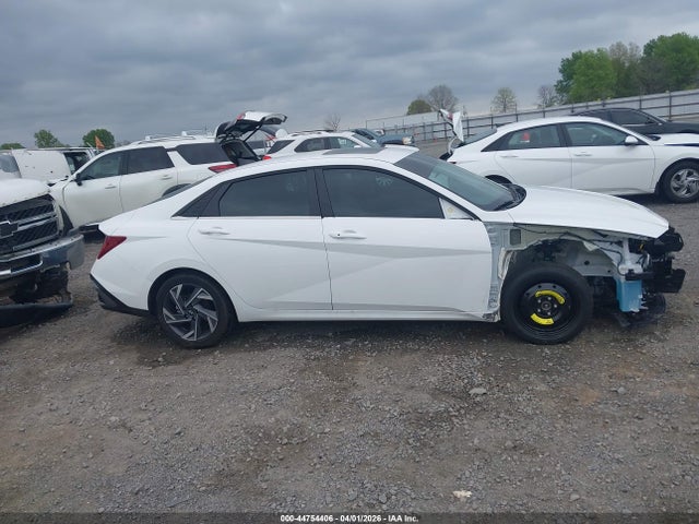 Hyundai ELANTRA Limited