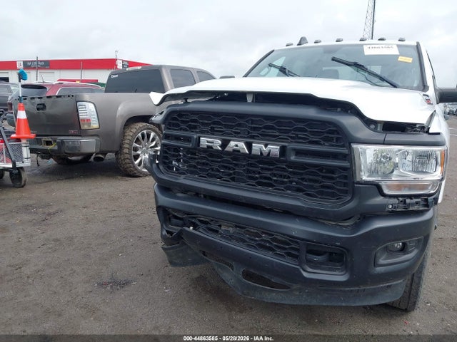 Ram 2500 Tradesman  4x4 6'4 Box