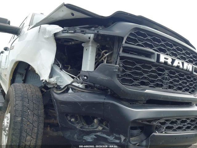 Ram 2500 Tradesman  4x4 6'4 Box