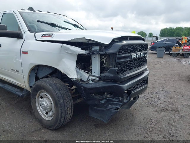 Ram 2500 Tradesman  4x4 6'4 Box