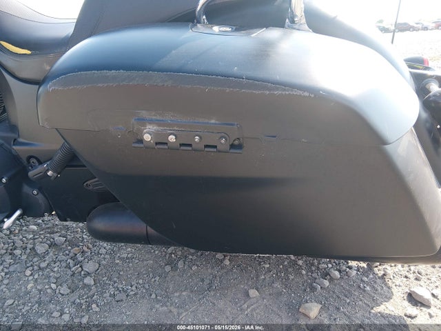 Indian Motorcycle Co. Chieftain Dark Horse