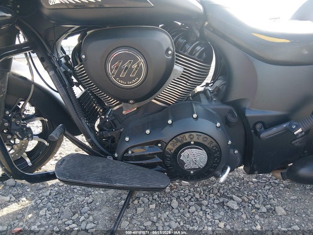 Indian Motorcycle Co. Chieftain Dark Horse