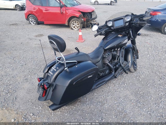 Indian Motorcycle Co. Chieftain Dark Horse