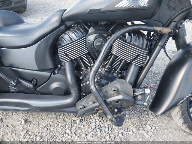 Indian Motorcycle Co. Chieftain Dark Horse