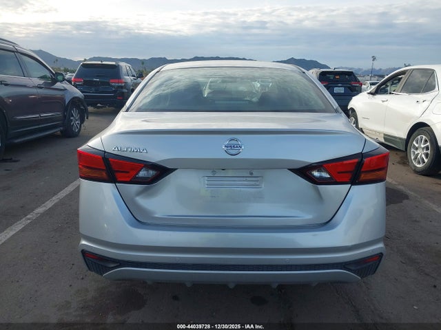 Nissan Altima S Fwd