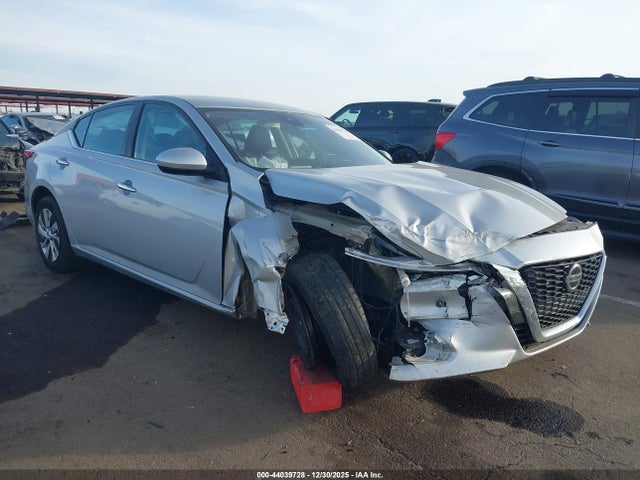 Nissan Altima S Fwd