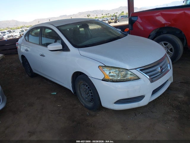 Salvage Nissan Sentra Image