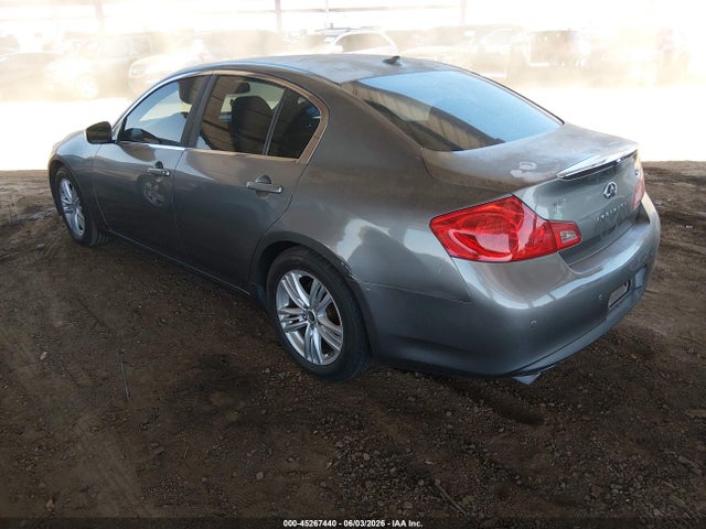 INFINITI G37 Journey