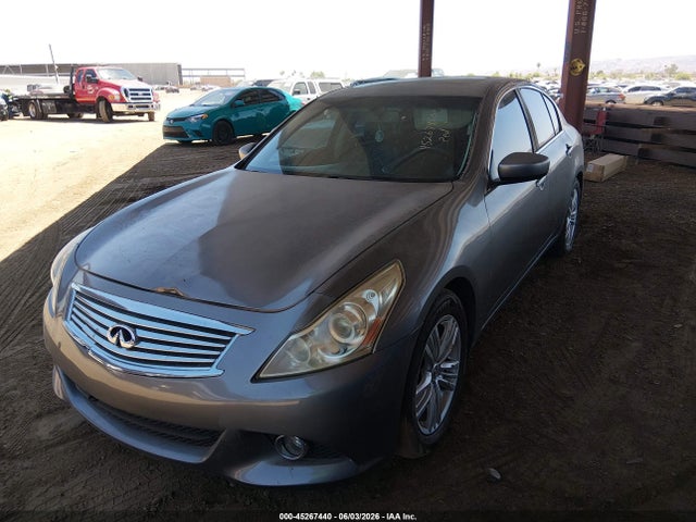 INFINITI G37 Journey