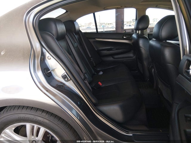 INFINITI G37 Journey