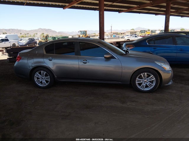 INFINITI G37 Journey