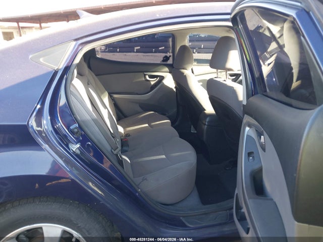 Hyundai ELANTRA Se