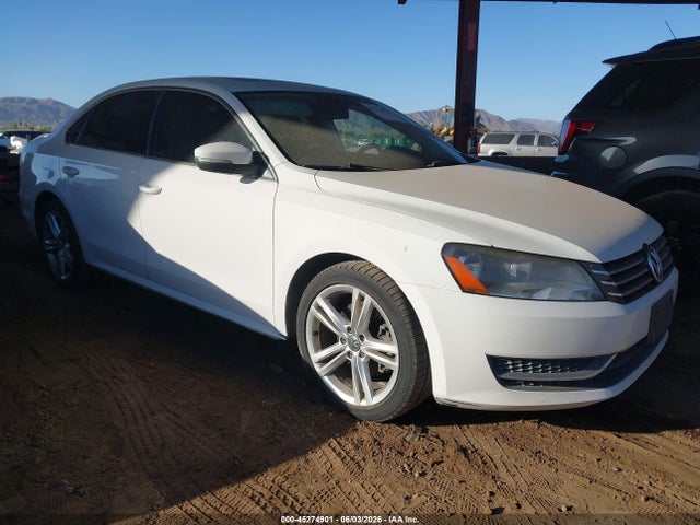 Salvage Volkswagen Passat Image