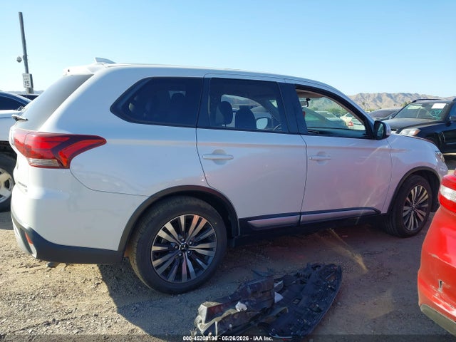 Mitsubishi Outlander Se