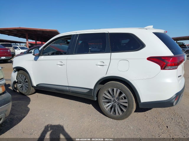 Mitsubishi Outlander Se