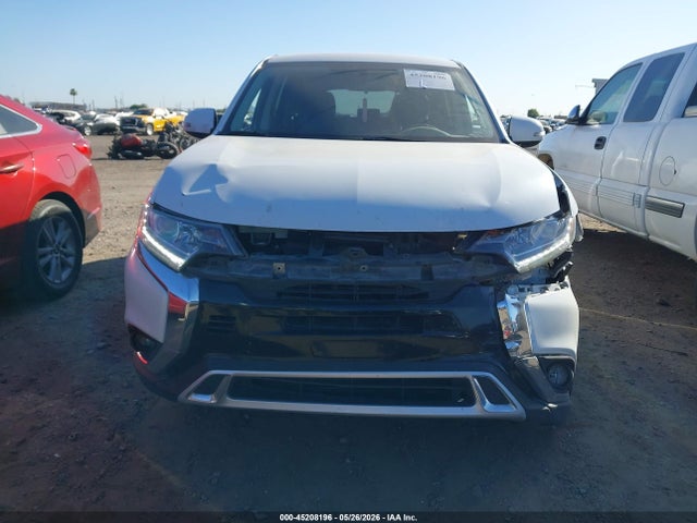 Mitsubishi Outlander Se