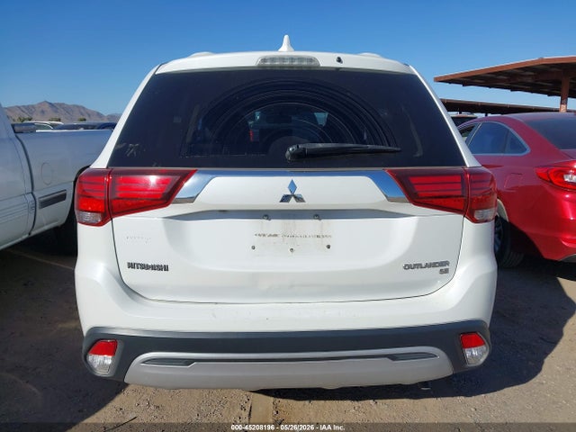 Mitsubishi Outlander Se