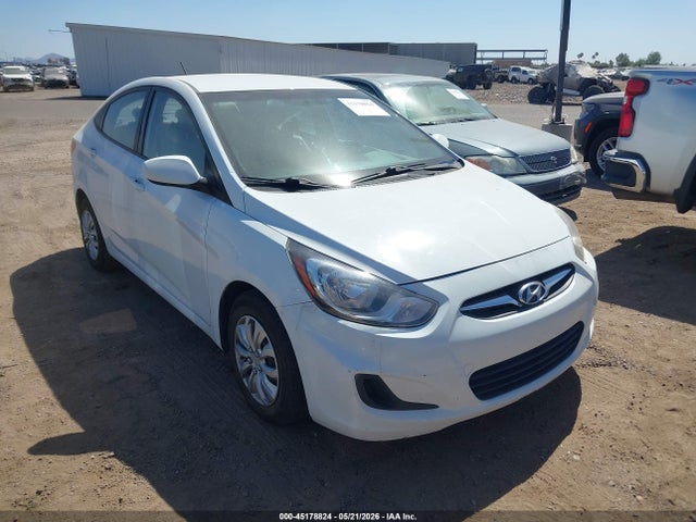 Salvage Hyundai ACCENT Image