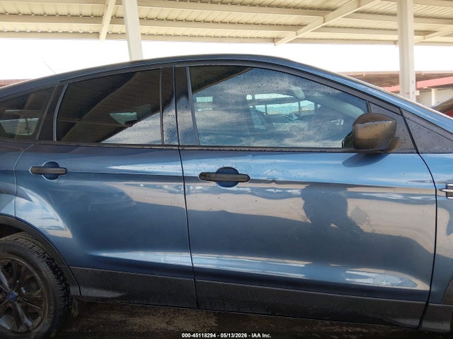 Ford Escape S