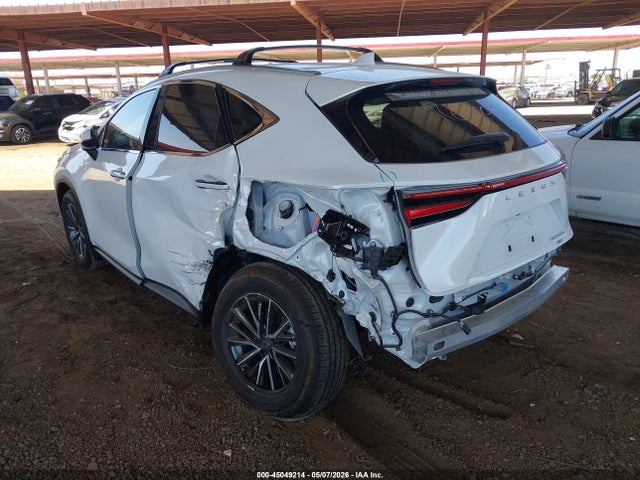 Lexus NX Premium