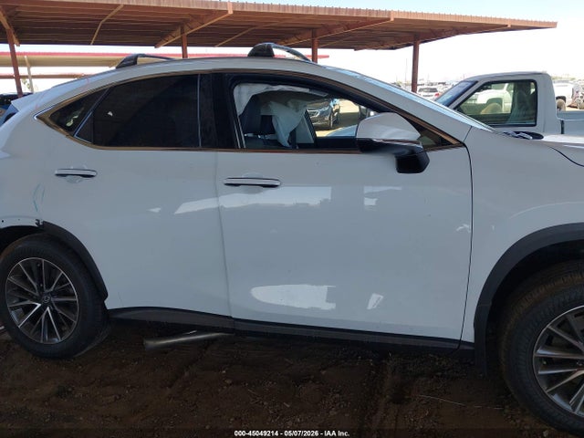 Lexus NX Premium