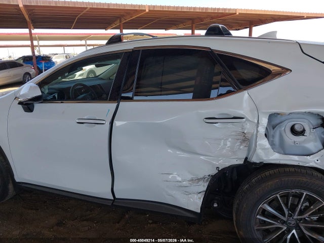 Lexus NX Premium