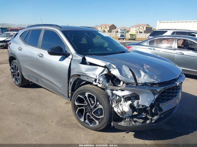 Salvage Chevrolet Trax Image